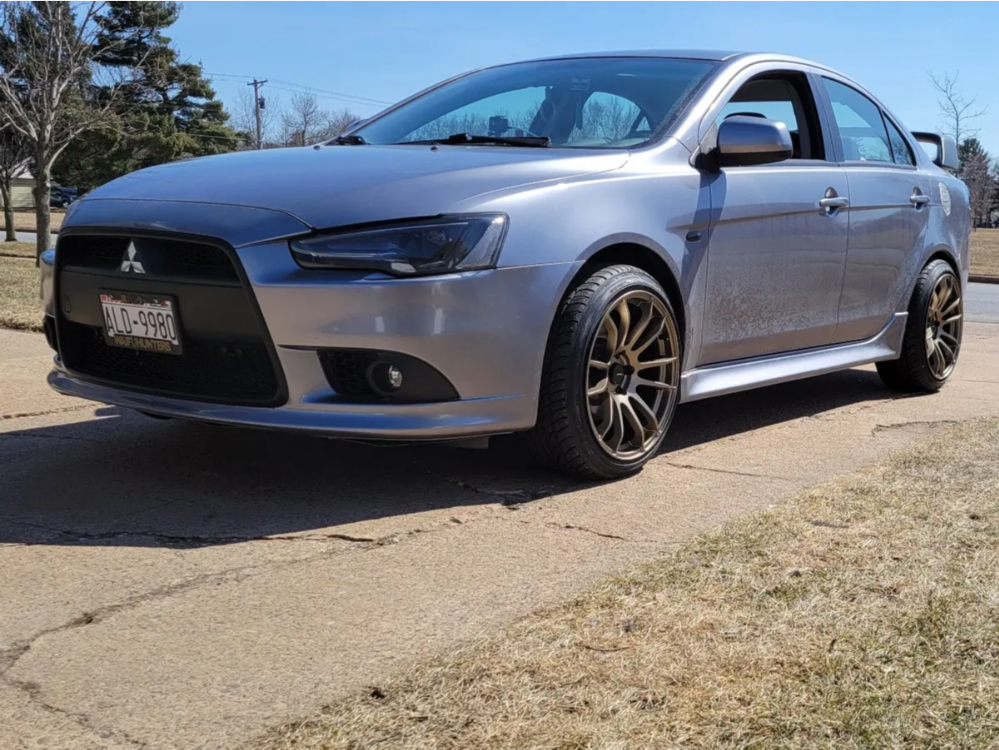 2179728-1-2013-lancer-