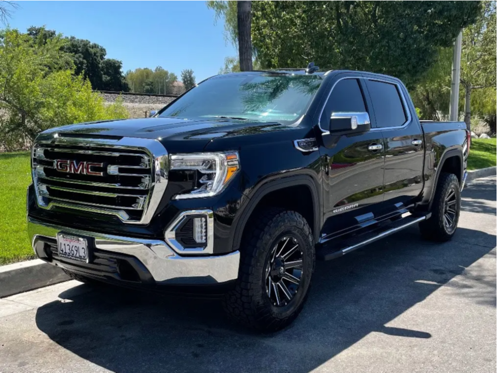 2022 GMC Sierra 1500 with 18x9 -12 Fuel Contra D615 and 35/12.5R18