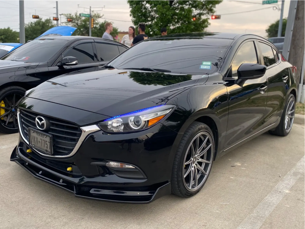 2241868-1-2018-3-mazda-touring