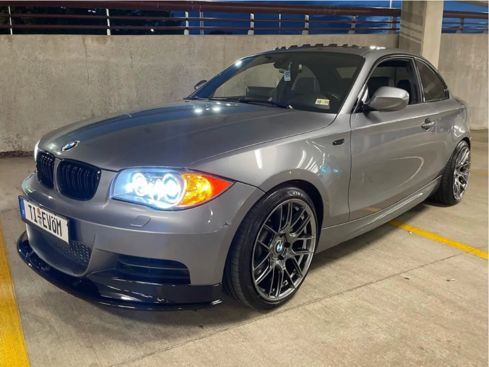 amt様 2011 BMW 135i with 18x8.5 35 Aodhan Ah-x and 215/45R18 Sumitomo