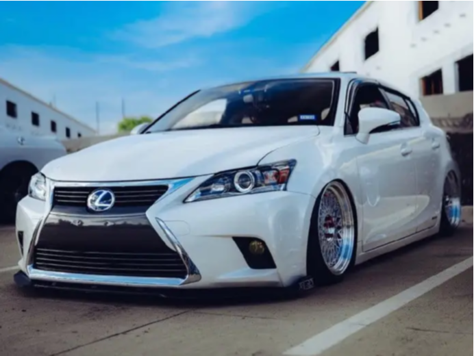 レクサスct200h 215/40ZR18 2274123-1-2016-ct200h-lexus-