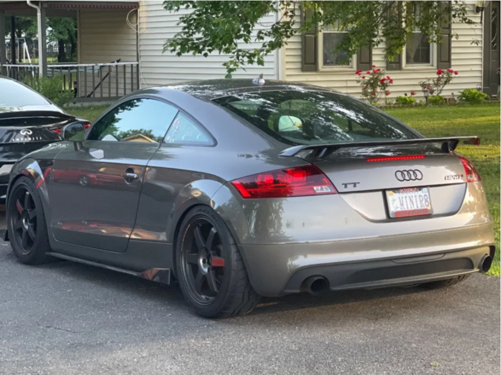 2297466-4-2012-tt-quattro-audi