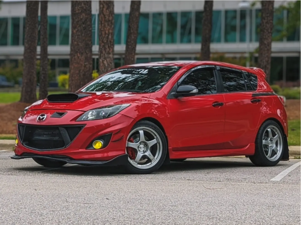 2303073-1-2013-3-mazda-