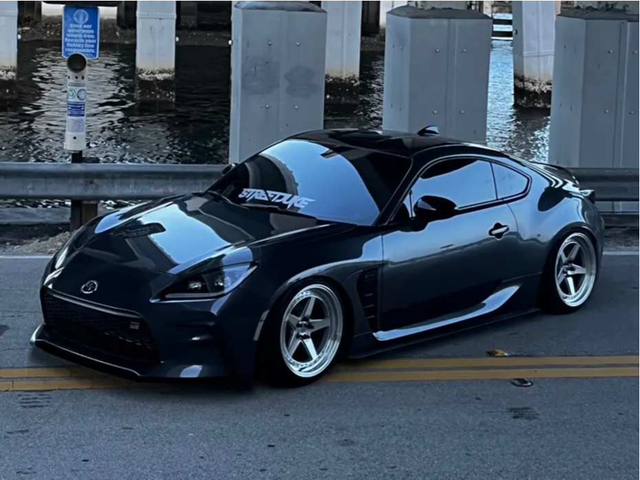 2022 Toyota GR86 with 18x9.5 35 Aodhan Ds05 and 245/35R18 Accelera