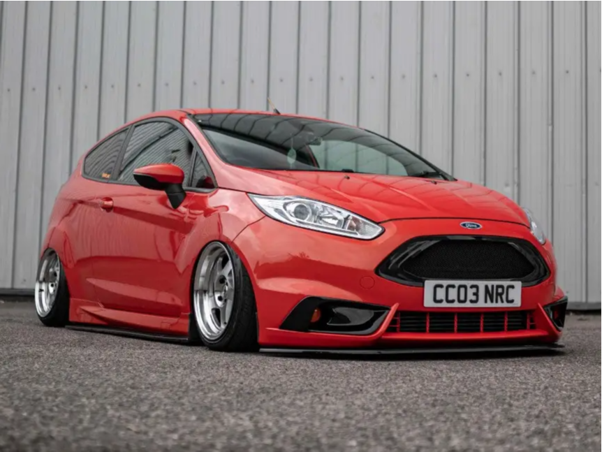 2323676-9-2015-fiesta-ford-st-