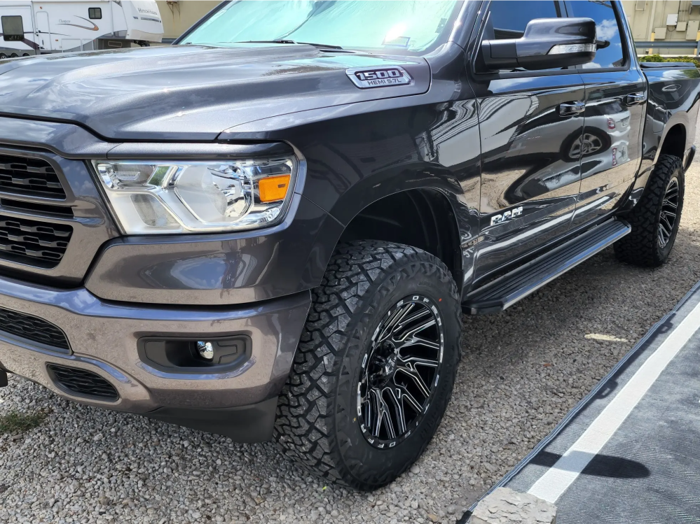 2331009-1-2022-1500-ram-lone-