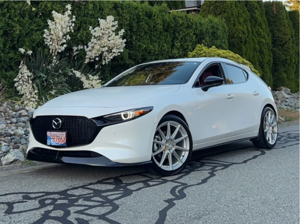 2351988-1-2022-3-mazda-25-