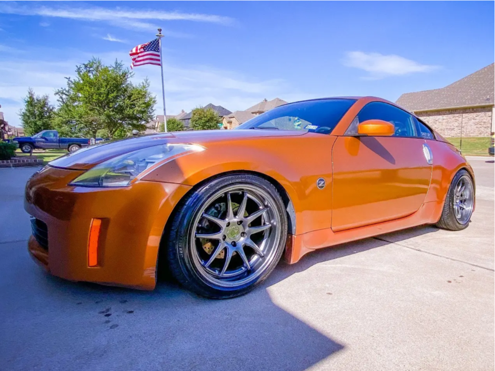 2358982-1-2004-350z-nissan-
