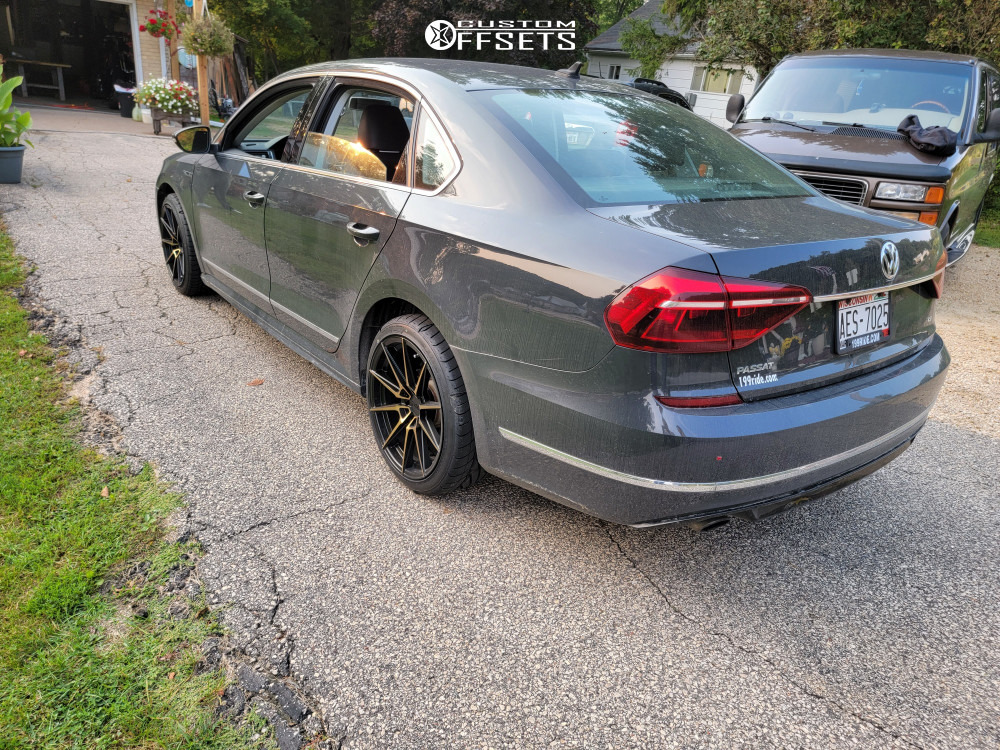 2373041-4-2017-passat-