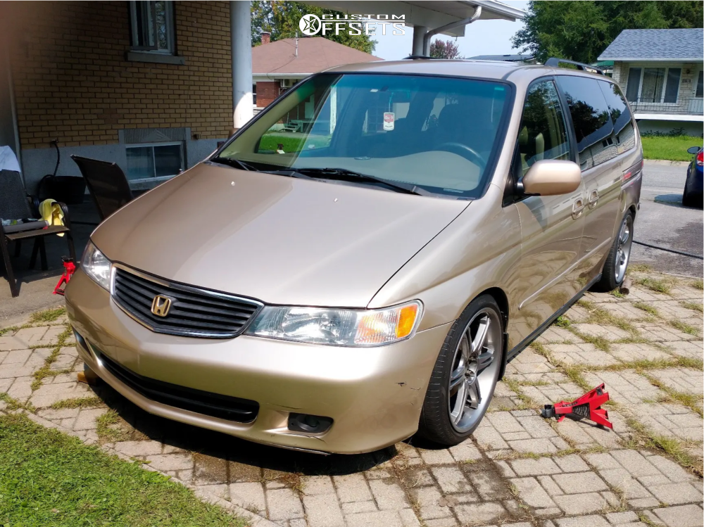 2416462-1-2001-odyssey-honda-
