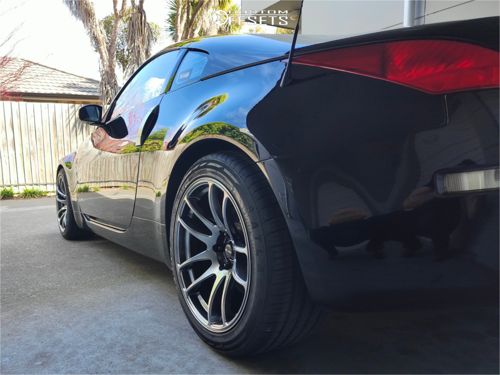 2420322-4-2005-350z-nissan-