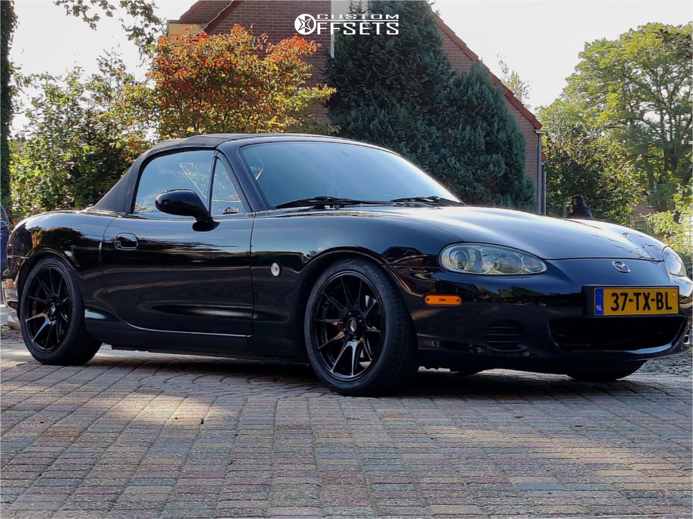 2001 Mazda Miata with 16x7 35 Japan Racing Jr11 and 195/45R16 Toyo