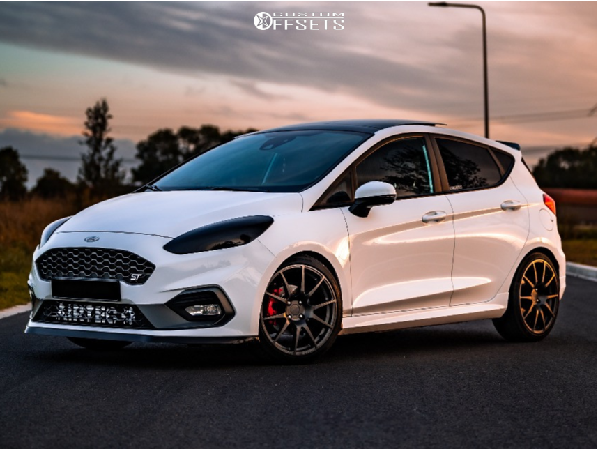 2440686-1-2019-fiesta-ford-st-