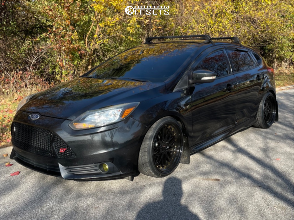 2440913-1-2014-focus-ford-st-