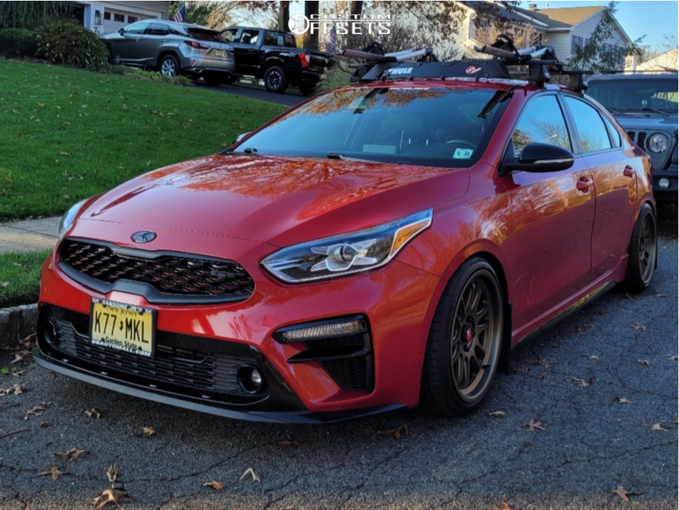 2020 Kia Forte with 18x8.5 35 Aodhan Ah07 and 215/40R18