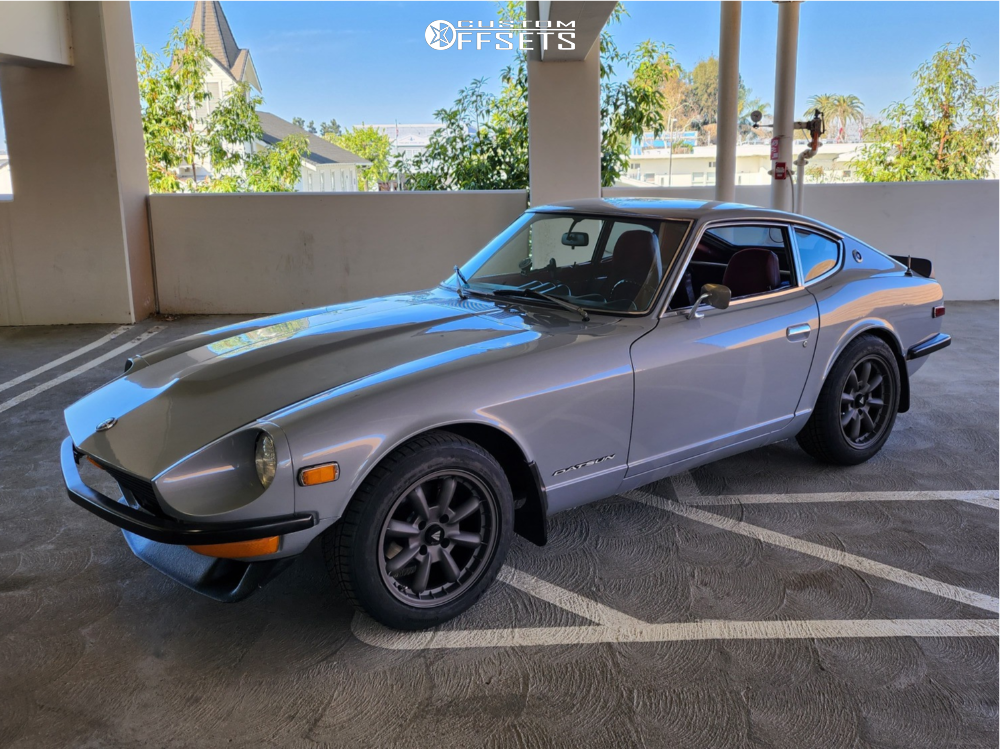 1971 Nissan 240Z with 16x8 0 Enkei Compe and 205/55R16 Centennial