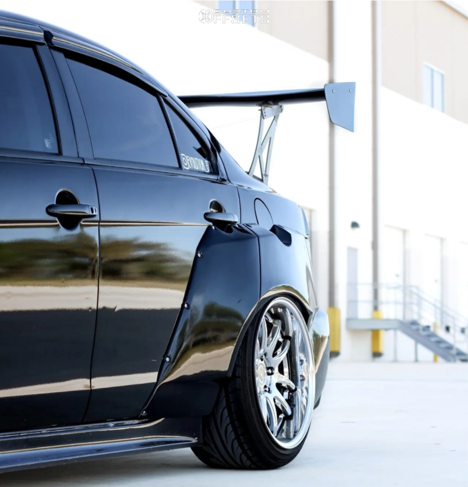 2604476-2-2009-lancer-