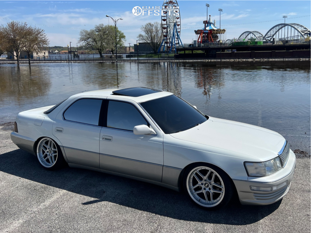 1994 Lexus LS400 with 18x9.5 22 ESR Cs15 and 225/40R18 Vercelli