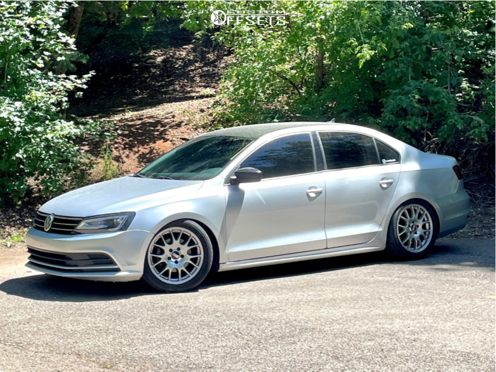 2701842-1-2016-jetta-