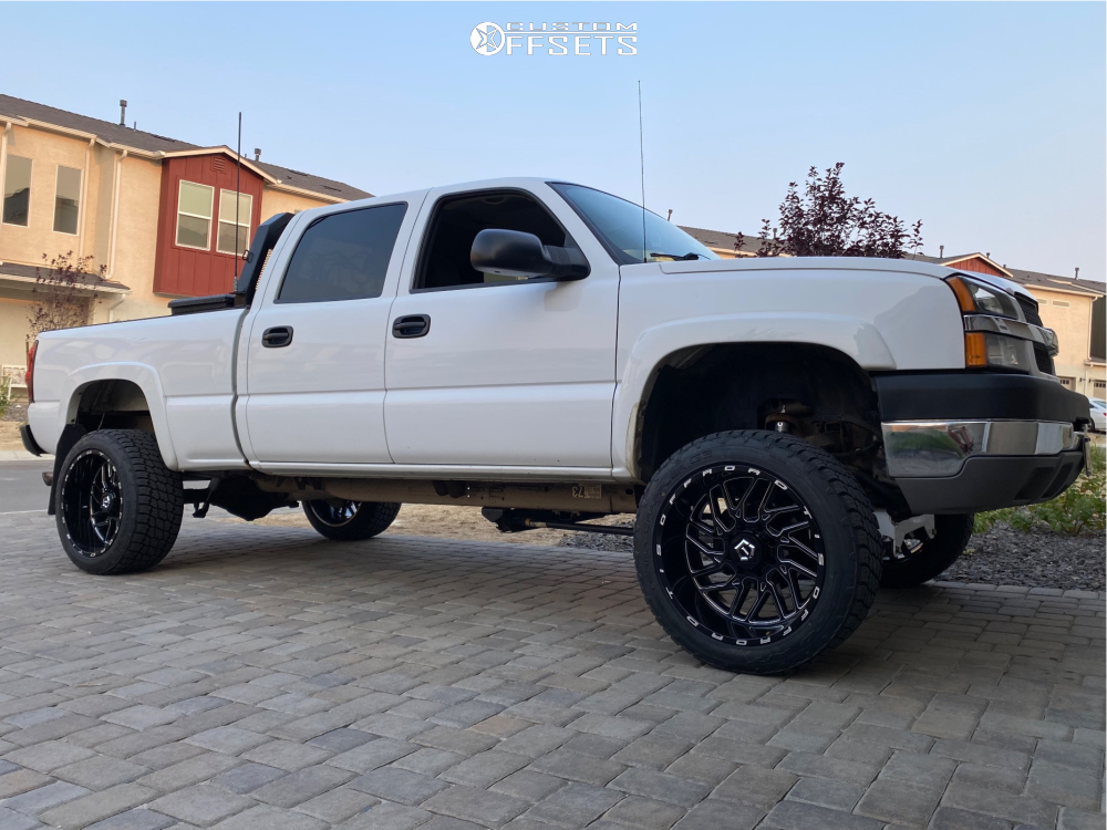 2703012-5-2004-silverado-2500-