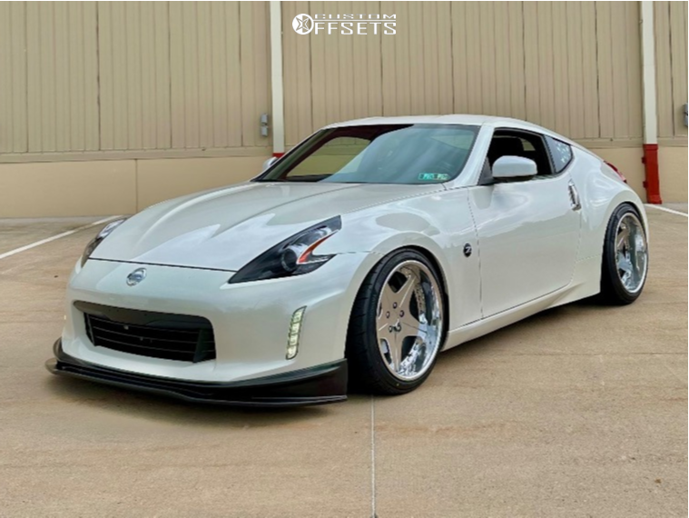 2733082-1-2020-370z-nissan-