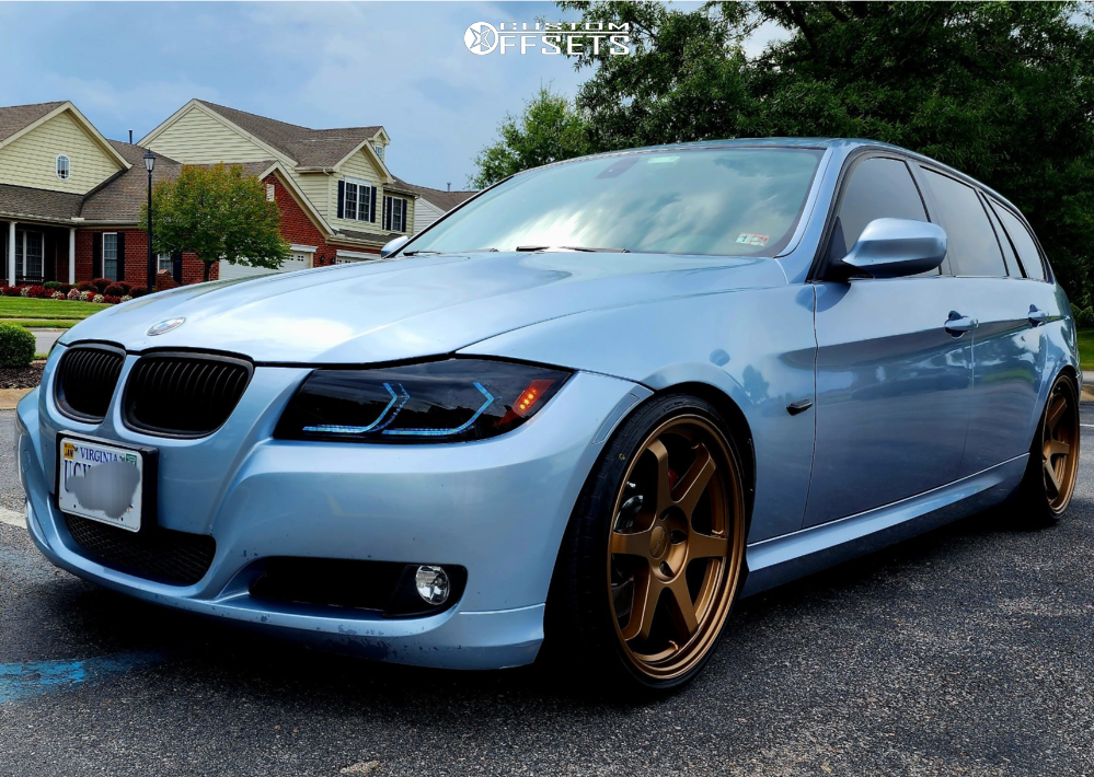 2010 BMW 328i with 19x8.5 35 9SiX9 Six-1 and 225/35R19 Vercelli
