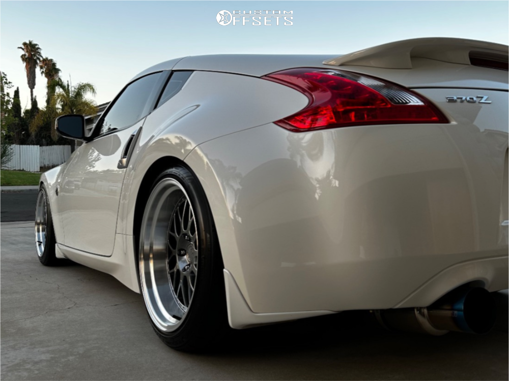 2788124-4-2014-370z-nissan-