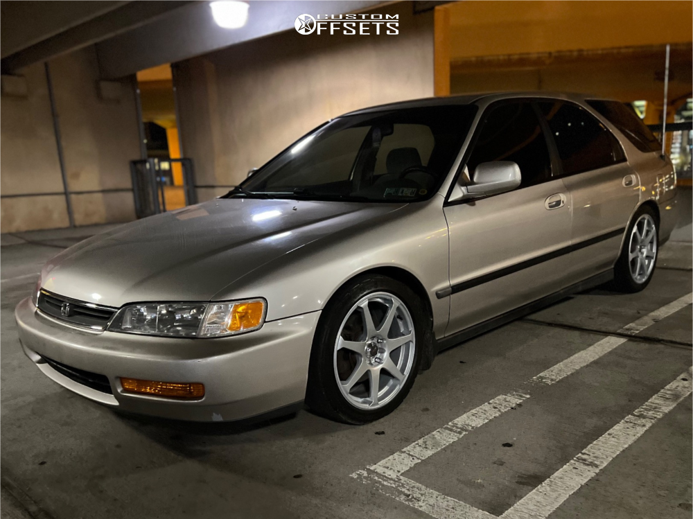 ＨＯＮＤＡステップワゴン 215/45R17 1996 Honda Accord with 17x7.5 42 Drag Dr33 and 215/45R17