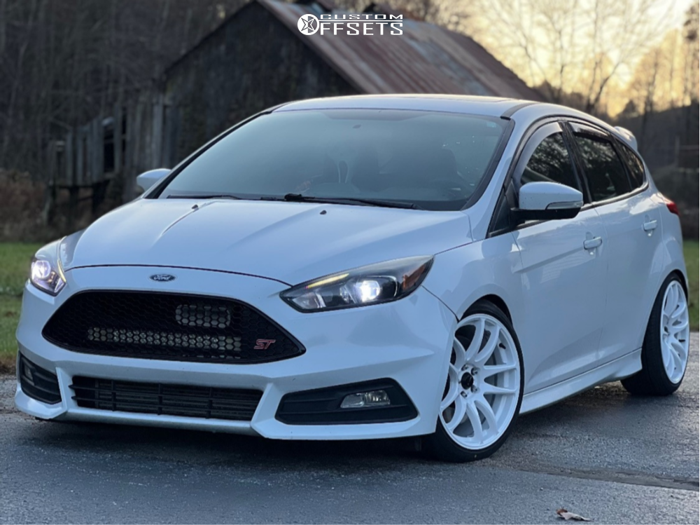 White Focus Rims Ford Focus White Png