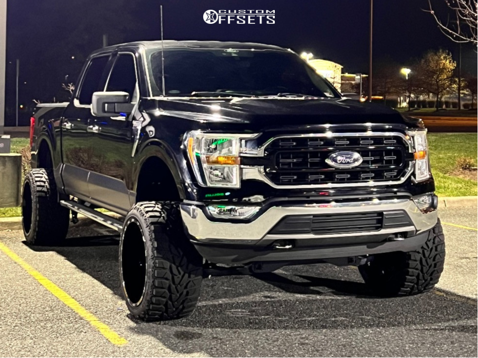 2823420-1-2021-f-150-ford-xlt-