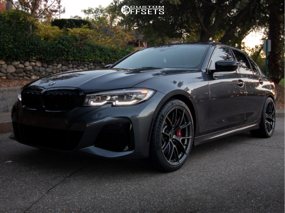 2021 BMW M340i with 19x9 25 Apex Vs-5rs and 235/40R19 Michelin