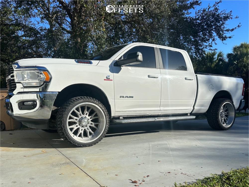 2852171-1-2021-2500-ram-big-