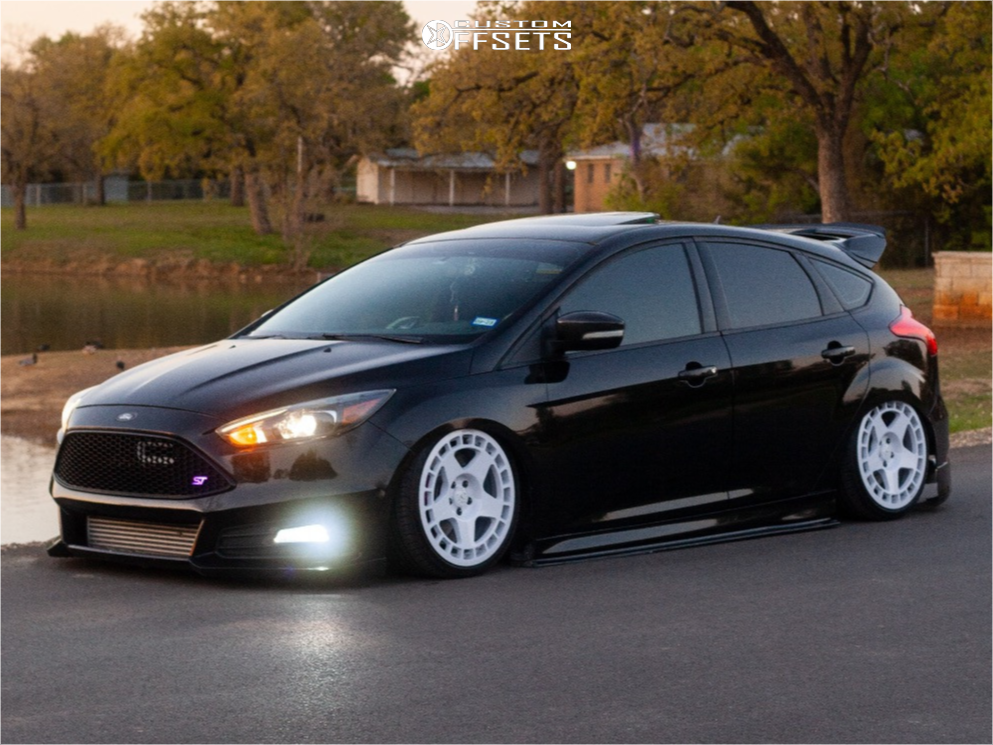 エンザイムローフード 2905322-1-2015-focus-ford-st-