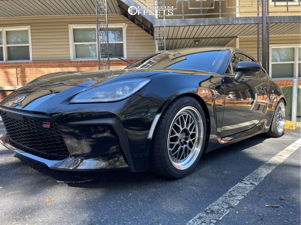 2935397-1-2023-gr86-toyota-