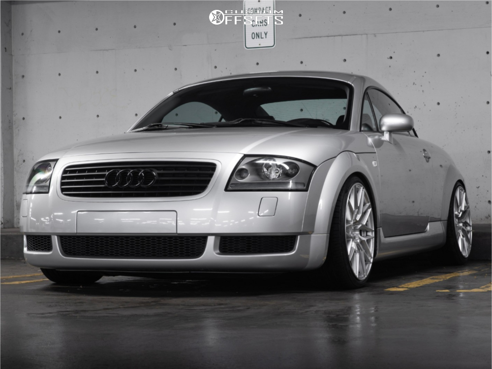 2943114-1-2001-tt-quattro-audi