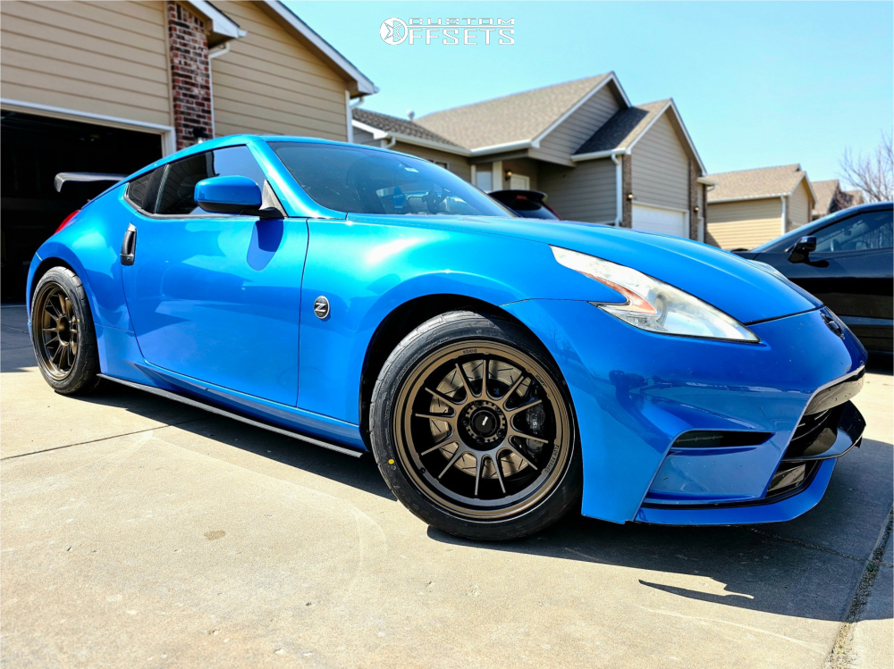 2948963-1-2012-370z-nissan-