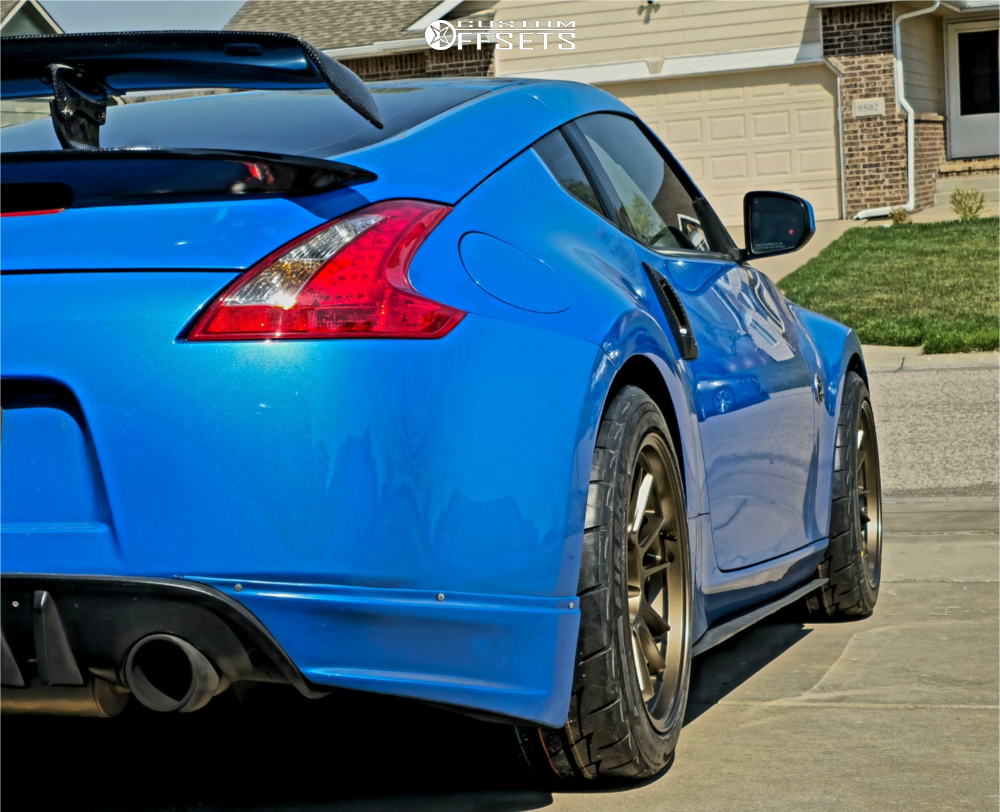 2948963-4-2012-370z-nissan-