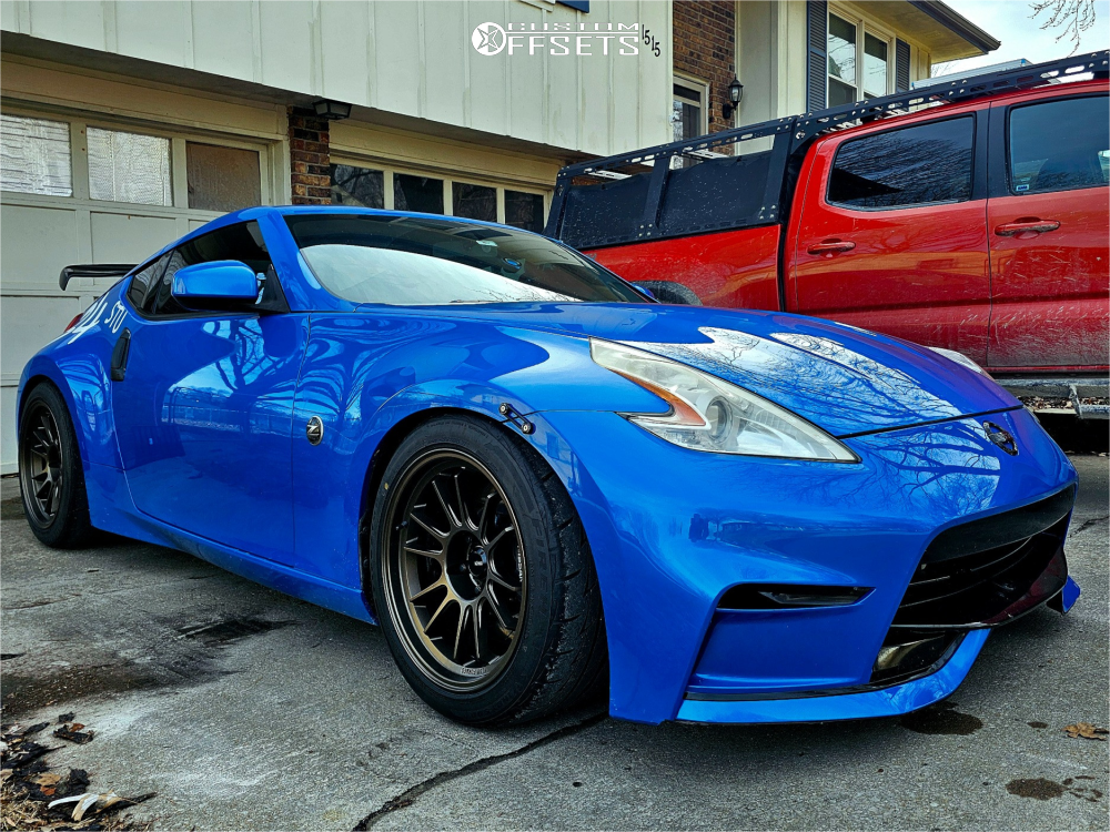 2948963-8-2012-370z-nissan-