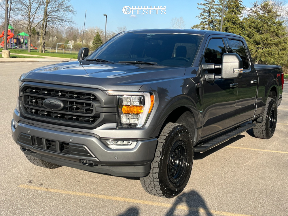 2023 Ford F-150 with 17x9 18 KMC Km549 and 285/70R17 Falken
