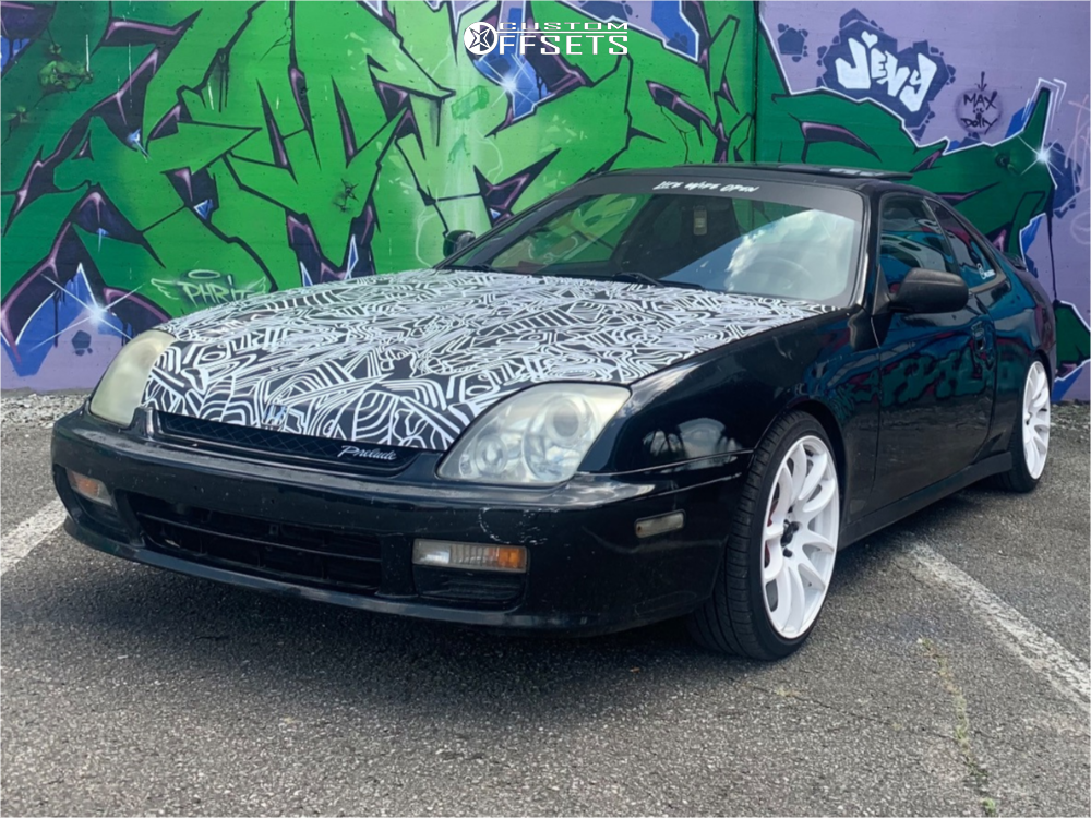 1997 Honda Prelude with 17x8 35 Vors Tr4 and 205/40R17 Continental
