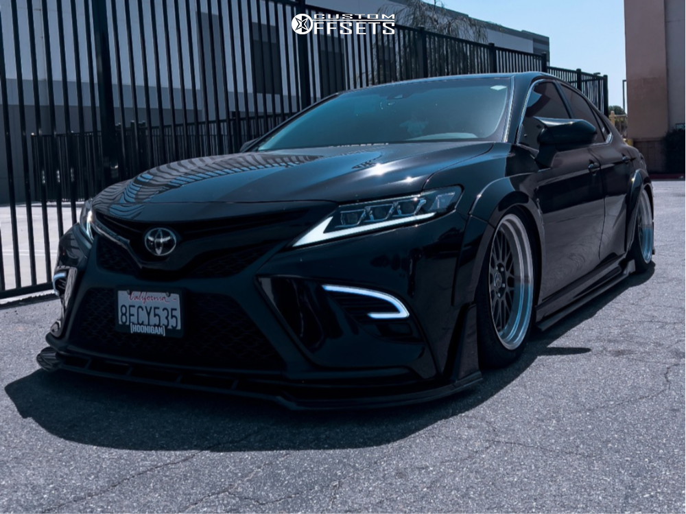 2018 Toyota Camry with 19x9.5 35 Vors Vr8 and 245/40R19
