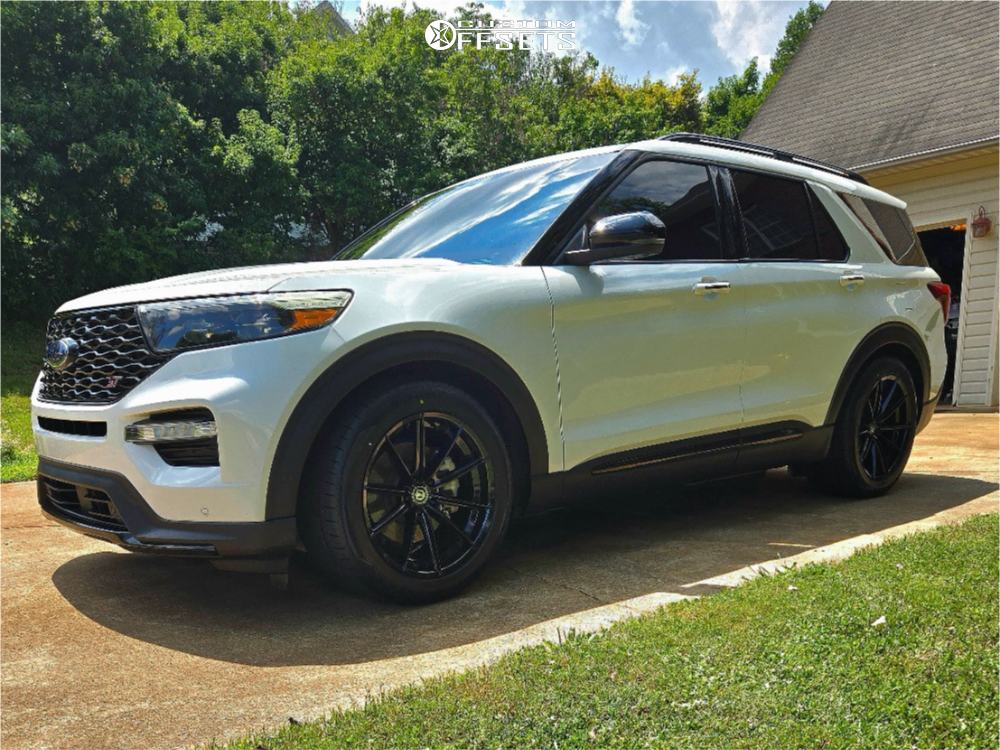 2020 Ford Explorer with 20x10.5 35 Curva Cff46 and 295/45R20