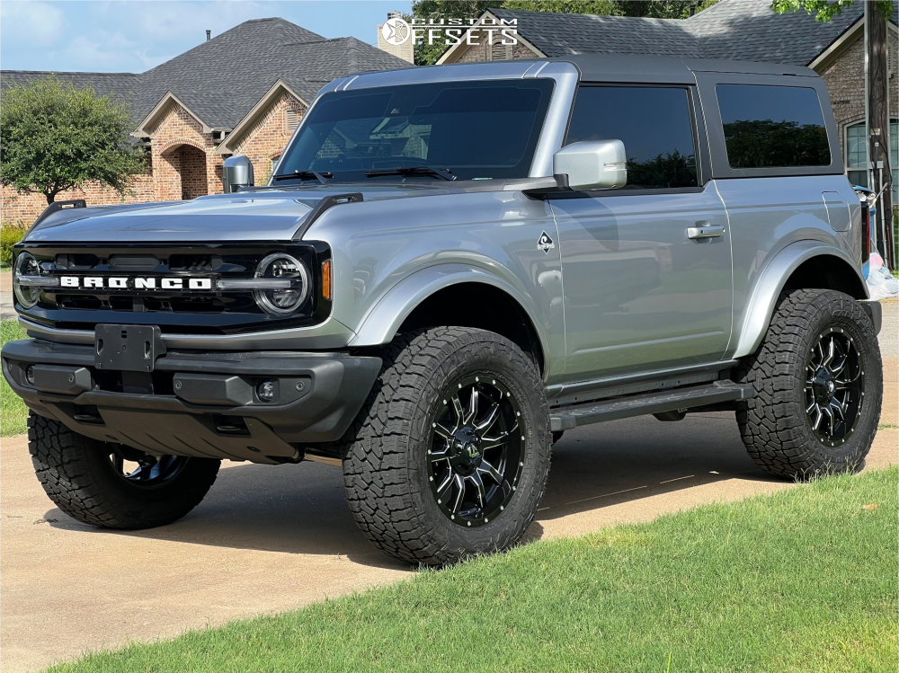 2023 Ford Bronco with 20x9 1 Fuel Vandal and 35/12.5R20 Falken