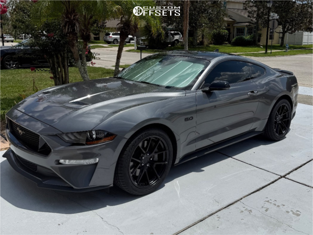 3344431-1-2022-mustang-ford-gt