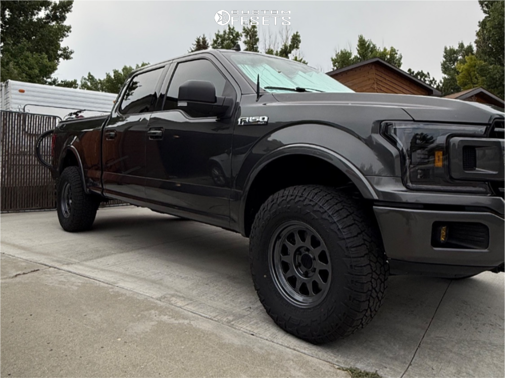 3377182-1-2019-f-150-ford-xlt-