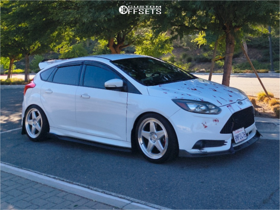 3397103-1-2014-focus-ford-st-