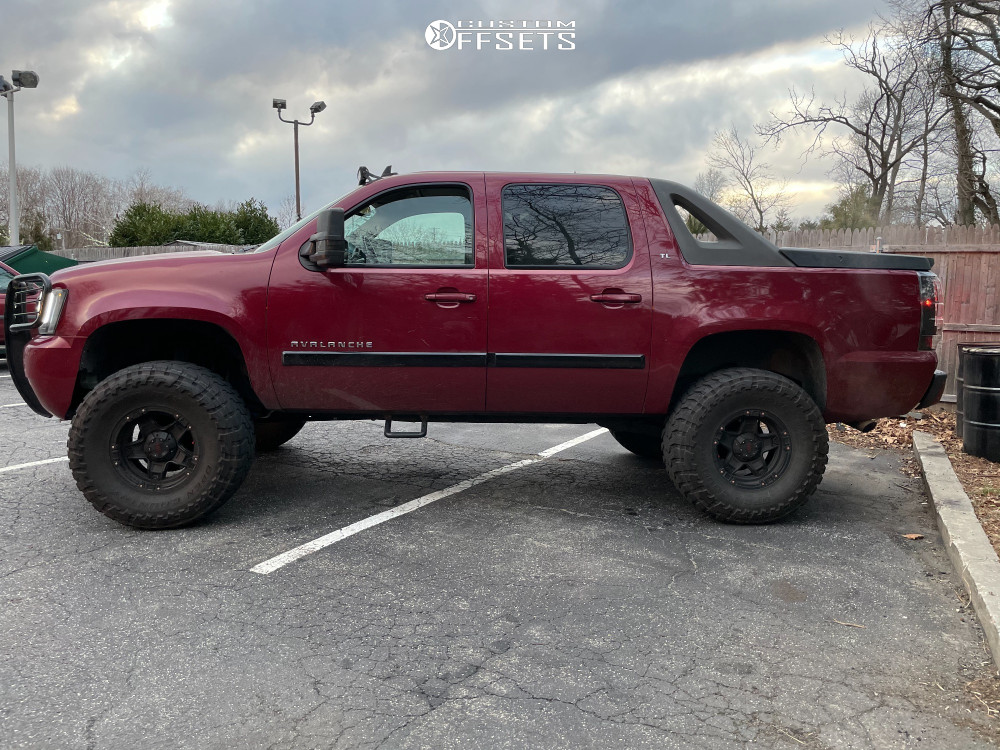 Rough Country 7.5" Suspension Lifts for 0713 Chevrolet Avalanche